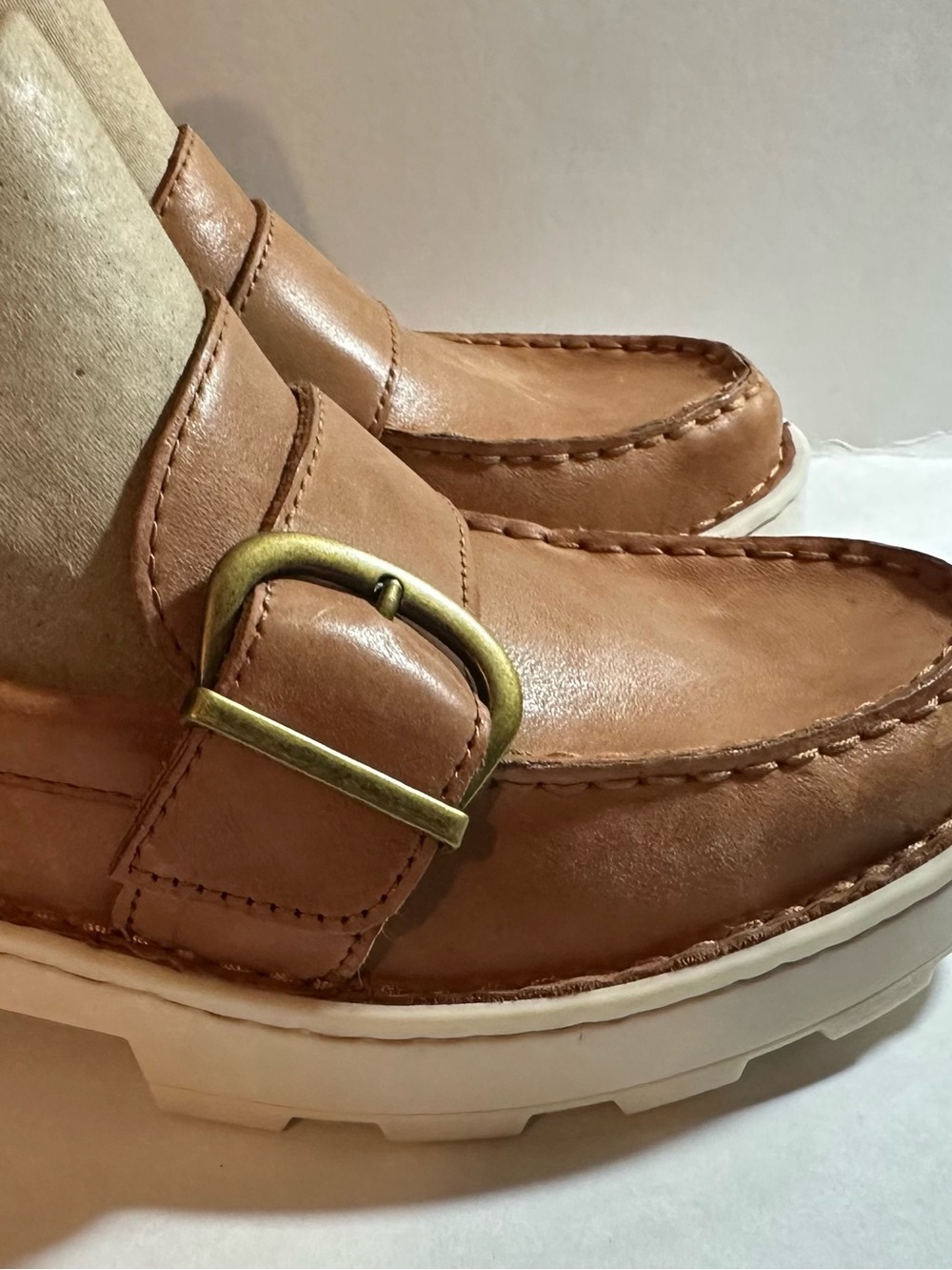 Børn Contessa Tan Leather Platform Loafers Chunky Lug Sole Buckle Slip On